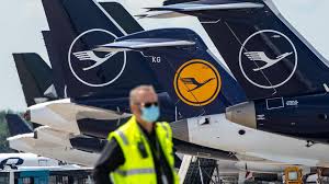 Der arbeitskampf betrifft nur die lufthansa selbst und nicht die konzerntöchter germanwings, eurowings, austrian airlines wer trägt die kosten, wenn ich strande? Lufthansa Streicht Noch Mehr Flieger Und Jobs Hessenschau De Wirtschaft