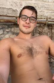 ArchiveDongs 2021 - No.256297 - Any nudes of Elliott? - male general