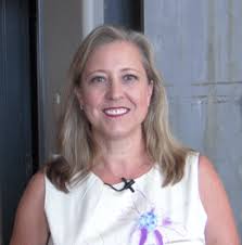 Rachel Hodges's Instagram, Twitter & Facebook