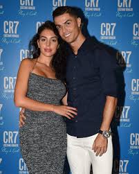 Rita pereira is a 38 year old portuguese actress. Fama Show Georgina Tera Reagido Mal Ao A Vontade De Rita Pereira E Cristiano Ronaldo