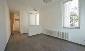Immobilien wohnung krefeld 3 zm. Krefeld Stadtmitte Sanierte 1 Zimmer Wohnung Mit Kleiner Dachterrasse In Stilvoller Altbauimmobilie Kersting Immobilien