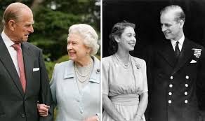She is known to favor simplicity in court life (from left) prince charles, queen elizabeth, princess margaret, the duke of edinburgh, king george vi, and princess elizabeth. Prince Philip How Duke Of Edinburgh Really Impressed The Queen When They Were Young Royal News Express Co Uk