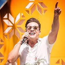 The only thing that counts is faith expressing itself through love. Stream Wesley Safadao Music Listen To Songs Albums Playlists For Free On Soundcloud