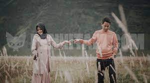 G tak bisa kutahan laju angin em untuk semua kenangan yang berlalu d hembuskan sepi. 8 Tanda Jika Pasangan Anda Masih Mencintai Bekas Kekasih