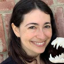 Mona Weiss's Instagram, Twitter & Facebook