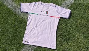 Survetement italie 2018 bleu clair. Italy 2021 22 Away Goalkeeper Kits Released Footy Headlines