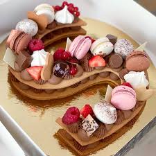 Number Cake Biscuit Mimi Patisserie Gateaux D Anniversaire De Numero Fraise Au Chocolat Gateau En Chiffre