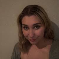 Stephanie Macomber's Instagram, Twitter & Facebook