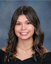 Nicole Farthing's Instagram, Twitter & Facebook