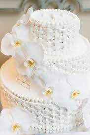 Waterside Connecticut Wedding From Elisabeth Millay Photography Round Wedding Cakes Cake Photography Vanilla Mug Cakes