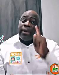 🛑 ZASSO du RDR n'était pas aussi causant avec les clandestins, hien. Vous,  vous êtes des petits maliens, petits guinéens et autres. Vous êtes arrivés  devant nous, et c'est vous là qui