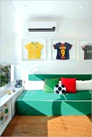 Une chambre d'enfant à la déco football chambre pour adolescents #2. Chambre Enfant Deco Foot Psg Deco Chambre Foot Deco Chambre Garcon Decoration Chambre Ado Garcon
