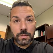 Are there bars or restaurants in Lakeland that show Orlando City games with  MLS pass