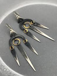 Sterling Silver Arch Earrings 3 Quills Geometric Spike Etsy Spike Earrings Jewelry By Material Clean Gold Jewelry
