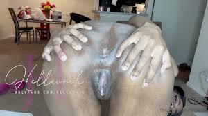 Watch online Mizzglazedbunz aka Mizzglazedbunz OnlyFans - Spreading Ass and  Pussy Queefs on X-video