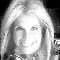 Beth Kingsbury's Instagram, Twitter & Facebook