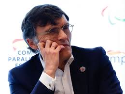 Nosotros somos ciegos, cojos, sordos... pero todos los días salimos  llorados de casa"