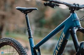 Maybe you would like to learn more about one of these? Santa Cruz Hightower Cc X01 Reserve Test Edles Traumbike Fur Fast Jedes Einsatzgebiet Enduro Mountainbike Magazine