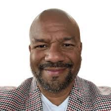 Daniel Kluss's Instagram, Twitter & Facebook