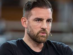 Jan malte metzelder ist ein deutscher fußballfunktionär und ehemaliger fußballspieler. Qpklgljlfamm9m