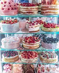 Mariee A Un Footballeur Sans Le Savoir Partie 83 Cafe Food Cute Desserts Buy Cake