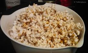 Using only three ingredients, 1 pan and 10 minutes of your time, you're going to want to whip up this maple kettle corn recipe anytime you need a quick treat! Homemade Vegan Kettle Corn With Coconut Oil The Rising Spoon