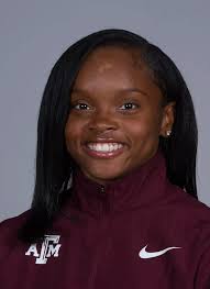 Alex Riba breaks Aggie mile record with sub-four-minute victory