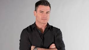 #justin hartley #the young and the restless #les feux de l'amour #adam newman #gabriel bingham #revenge #patrick osbourne #smallville #oliver queen #green arrow. Aiden Turner Serait Il Le Prochain Adam Newman Les News Soap Passion Com