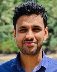 A Framework for Carbon-Aware Real-Time Workload Management in Clouds Using  Renewables-Driven Cores