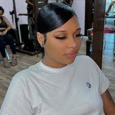 Genni Williams's Instagram, Twitter & Facebook