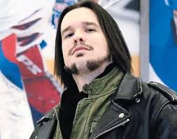 Dan Nelson's Instagram, Twitter & Facebook