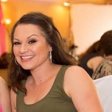 Viviana (@vivianaloera1)