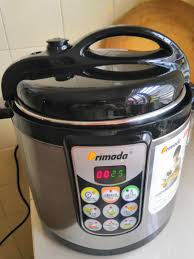 Cara masak rendang daging dengan pressure cooker yang menjimatkan masa. Almost New Primada 6 Litre Pressure Cooker Kitchen Appliances On Carousell