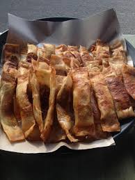 Resepi popia goreng bersira pedas, ada yang panggil kuih ni popia goreng sambal ataupun popia goreng bercili. Resepi Popia Satar Satar Gulung Rangup Rangup Pedas Bidadari My