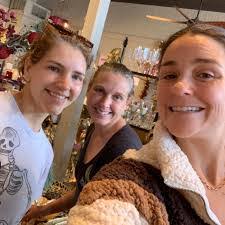 Suzanne Ormond's Instagram, Twitter & Facebook