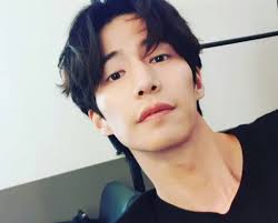 Before Korean actor Song Jae-lin passed away at home, his manager revealed  that he was a very hard-working person