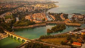 Le scatole, contenenti 10 pastiglie antilarvali da sciogliere nei. Camping Bergamini Peschiera Del Garda Unesco Welterbe