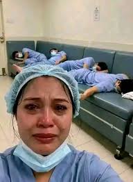 😭😭We just completed a 10-hour operation and saved a patient from the  brink of death. If you appreciate our work, we hope you can share some  words of encouragement. Thank you, kind