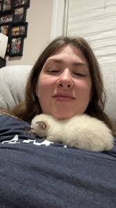 Kelsey Linklater's Instagram, Twitter & Facebook