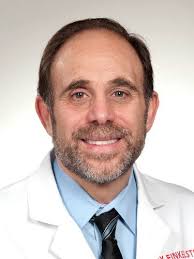 Larry Finkelstein's Instagram, Twitter & Facebook