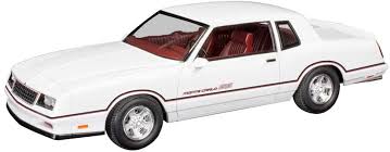 The monte carlo once shared a common platform with similar cars from pontiac, oldsmobile and buick, but it the monte carlo ls has a manufacturer's suggested retail price (msrp) of $21,445. Amazon Com Revell 1986 Chevrolet Monte Carlo 1 24 Plastic Model Kit Toys Games