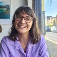 Emma Rossi's Instagram, Twitter & Facebook