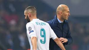 Información, novedades y última hora sobre karim benzema. Zidane Leaves Out Karim Benzema Of Real Madrid Squad For Champions League Tie Vs Atalanta Cricket News India Tv