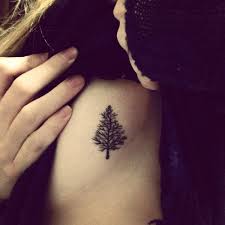 Rib cage tattoos for daring personality. 30 Simple Small Rib Cage Tattoos For Men And Women Entertainmentmesh