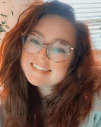 Rachel Weeks's Instagram, Twitter & Facebook