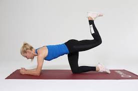 90° angewinkelt und liegen auf einem kleinen kasten ausführung: Ohne Gerate Zu Hause Effektiv Abnehmen Mit Bodyweight Training Gymondo Magazin