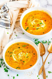 Summer Squash Vegetable Soup In 2020 Yellow Squash Recipes Yellow Squash Soup Quick Vegan Meals
