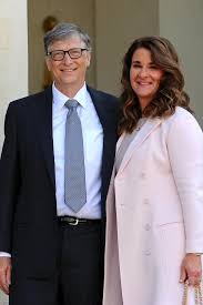 Das unternehmen hatte zu viele lizenzen vergeben, die das image des hauses schwer beschädigten. Bill Gates Melinda Gates Sie Sollen Keinen Ehevertrag Haben Gala De
