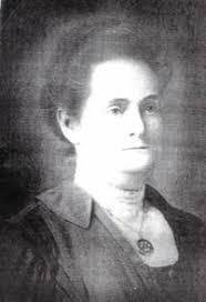 Lorena Temple's Instagram, Twitter & Facebook