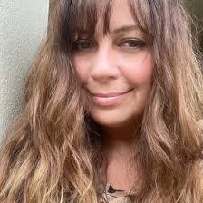 Debbie Kessler's Instagram, Twitter & Facebook